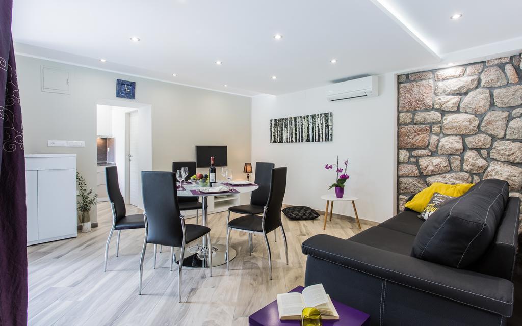 Sunrise Apartment Рисика Екстериор снимка