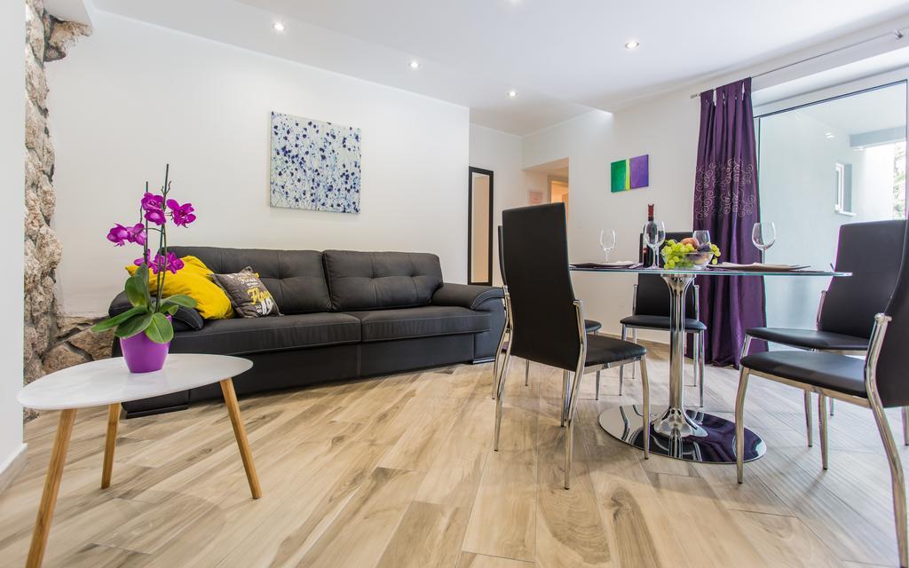 Sunrise Apartment Рисика Екстериор снимка
